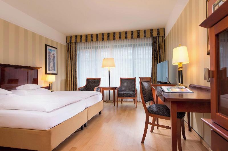 JW Marriott Hotel Berlin - Oda
