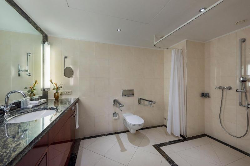 JW Marriott Hotel Berlin - Oda