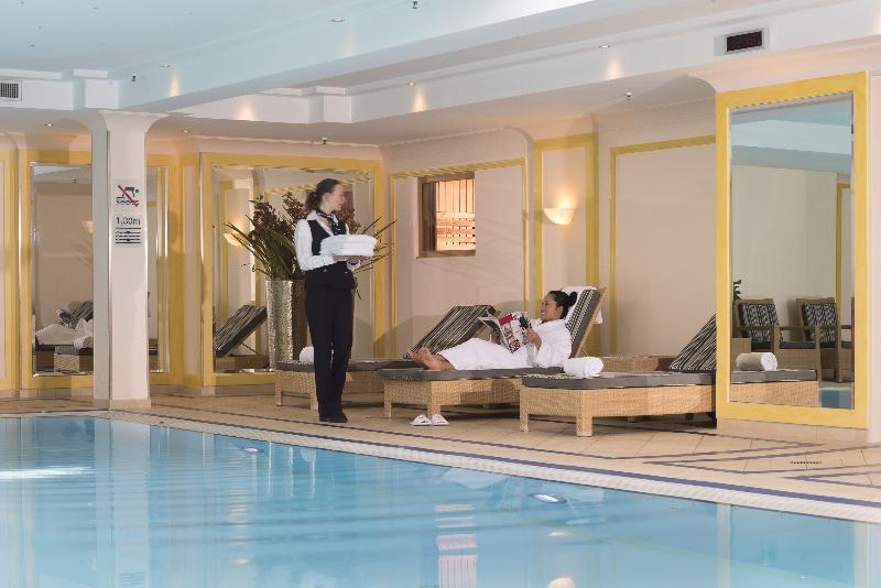 JW Marriott Hotel Berlin - Havuz