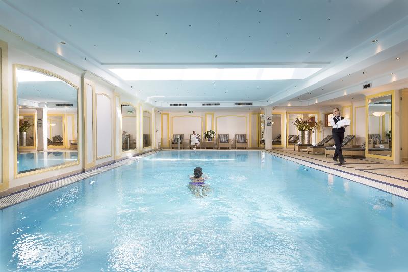 JW Marriott Hotel Berlin - Havuz