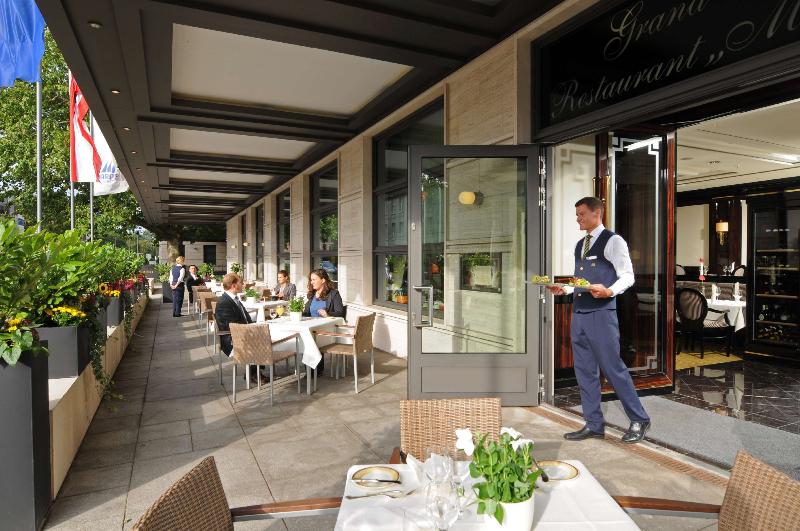 JW Marriott Hotel Berlin - Teras