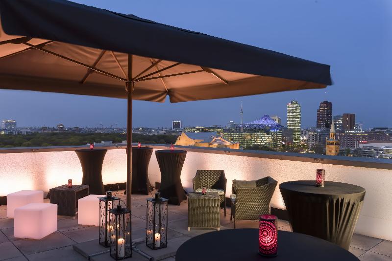 JW Marriott Hotel Berlin - Teras