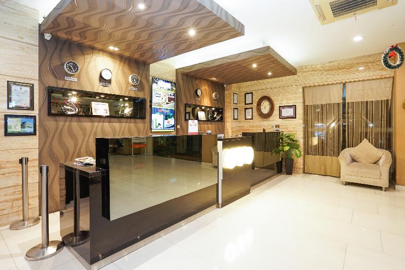 Prime Royal Hotel - Lobi