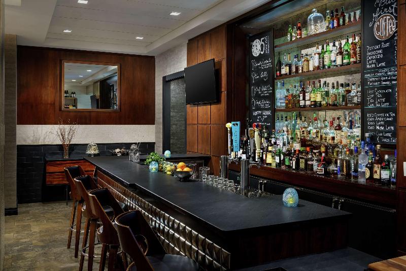 Distrikt Hotel New York City, Tapestry Collection - Bar