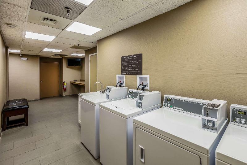 Comfort Inn Long Island - Genel