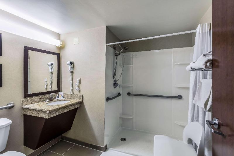 Comfort Inn Long Island - Oda