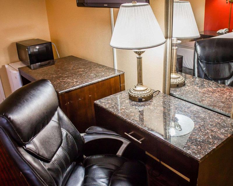 Rodeway Inn MacArthur Airport - Oda