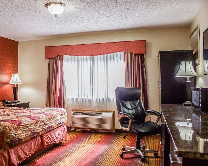 Rodeway Inn MacArthur Airport - Oda
