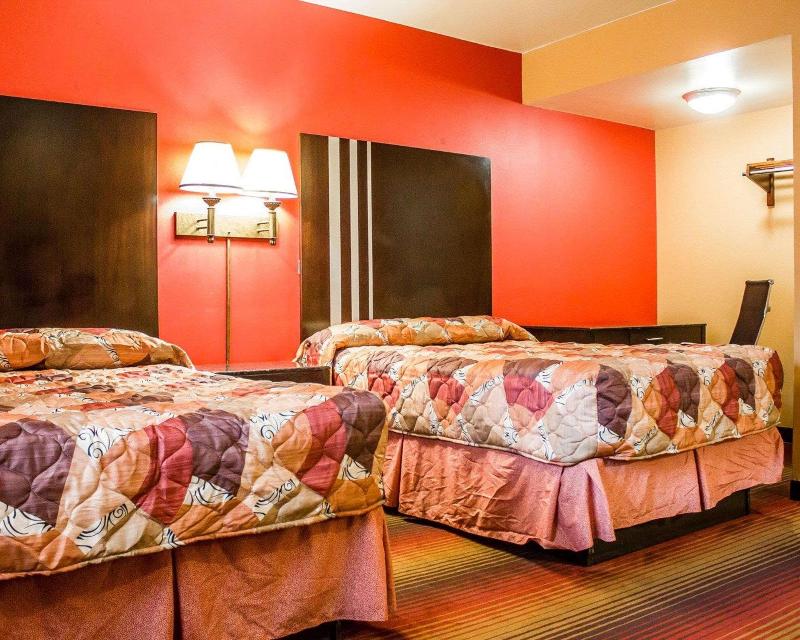 Rodeway Inn MacArthur Airport - Oda