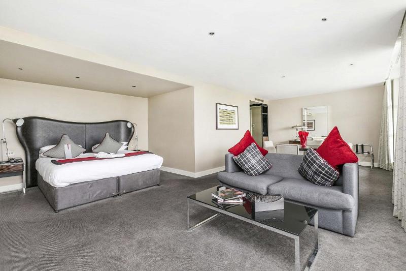Brooklands Hotel - Oda