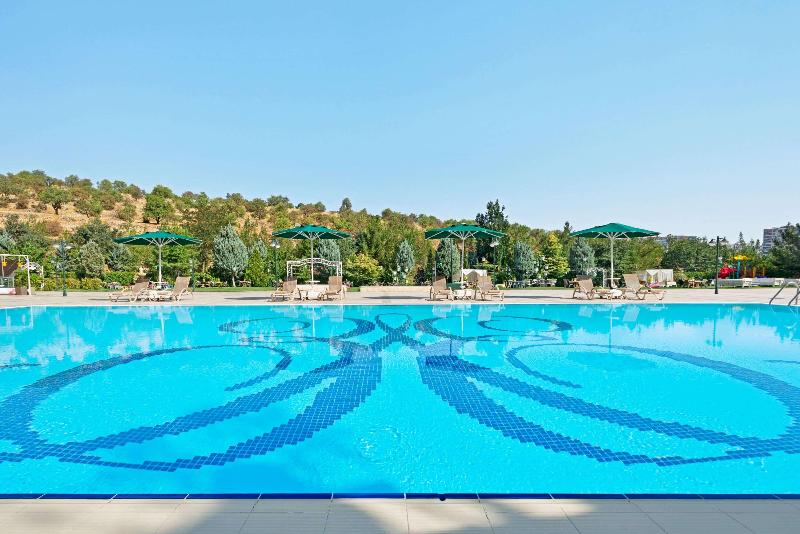 Ramada Plaza by Wyndham Mardin - Havuz