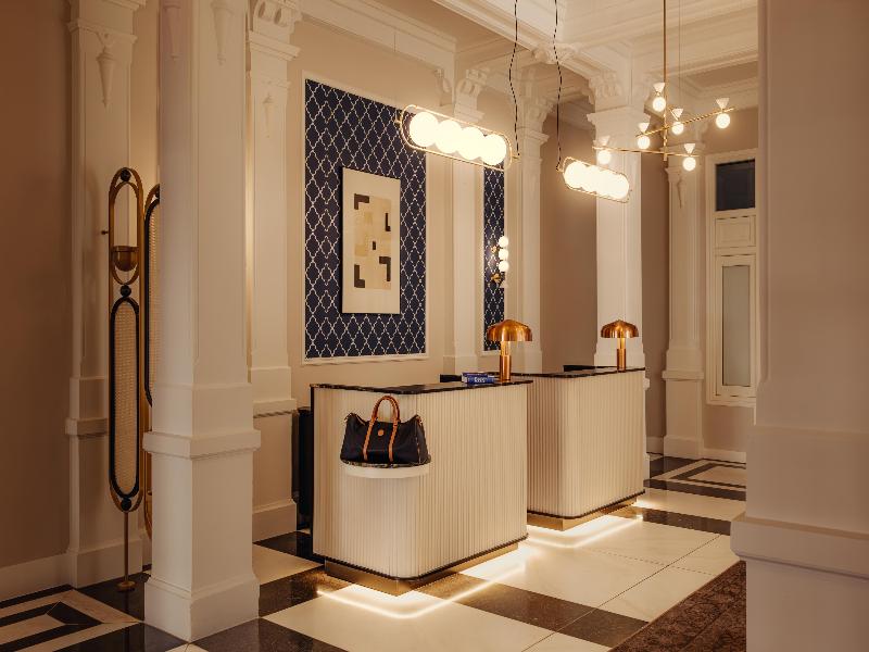 The Manor Amsterdam - Lobi