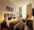 The Manor Amsterdam oda fotoğrafı