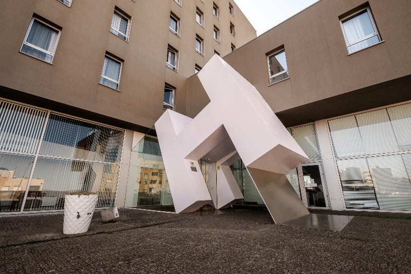 Basic Hotel Braga by Axis - Genel