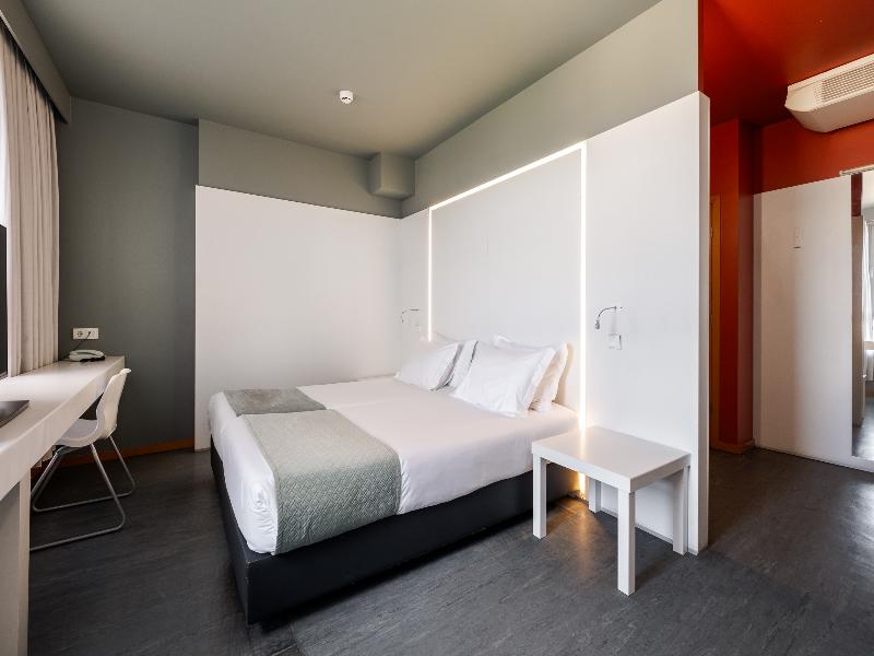 Basic Hotel Braga by Axis - Oda