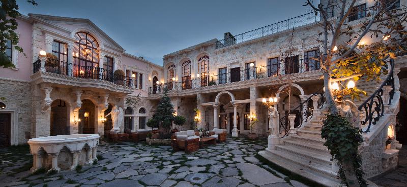 Sacred House - Teras