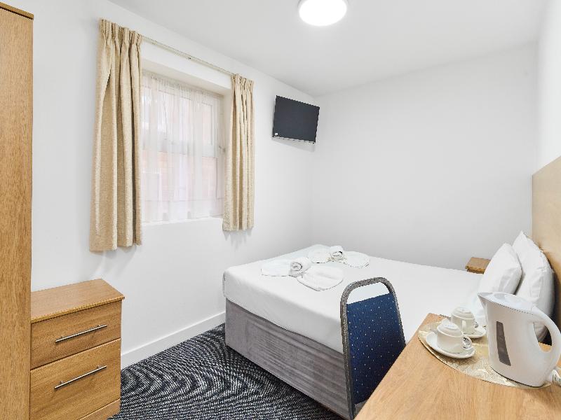 Park Hotel Ilford - Oda