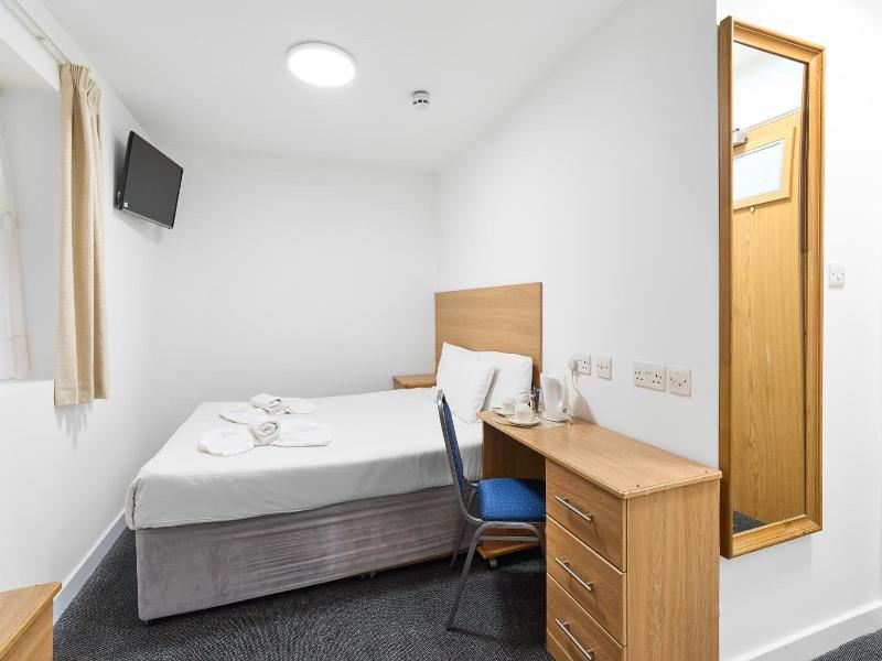 Park Hotel Ilford - Oda