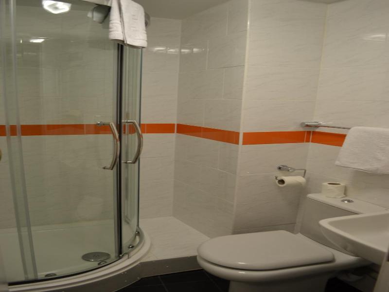 Park Hotel Ilford - Oda