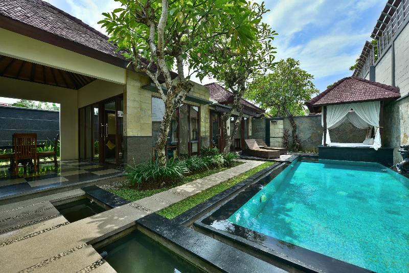 The Khayangan Dreams Villas, Seminyak - Havuz