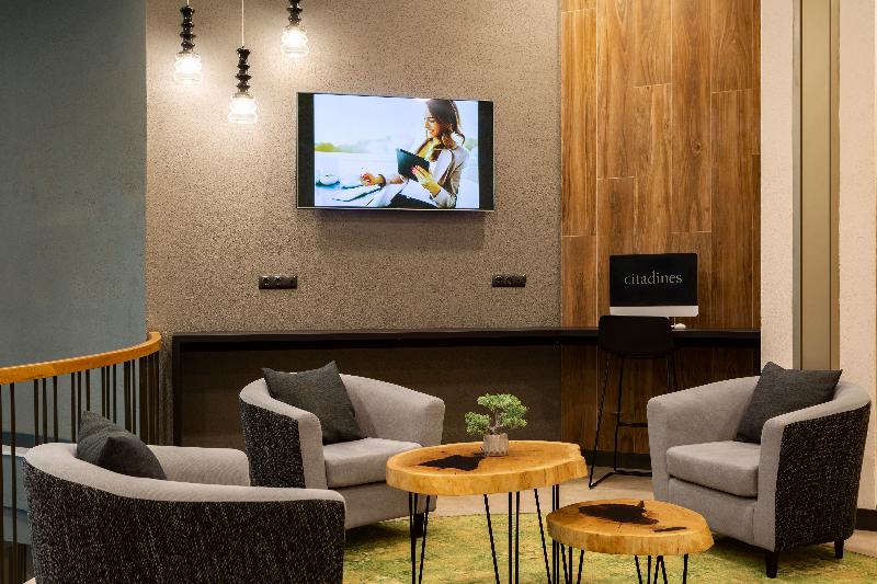 The Gate Hotel City Centre - Lobi