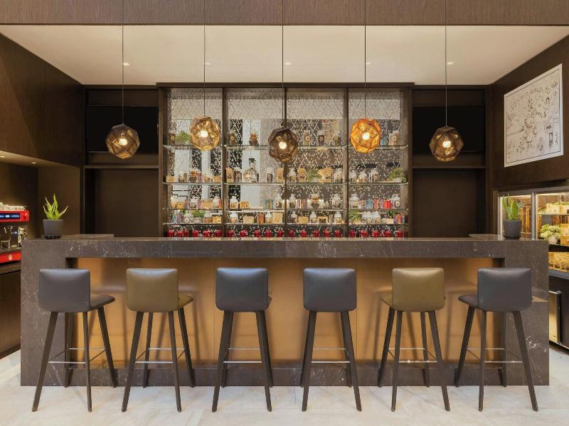 Sheraton Grand Tbilisi Metechi Palace - Lobi