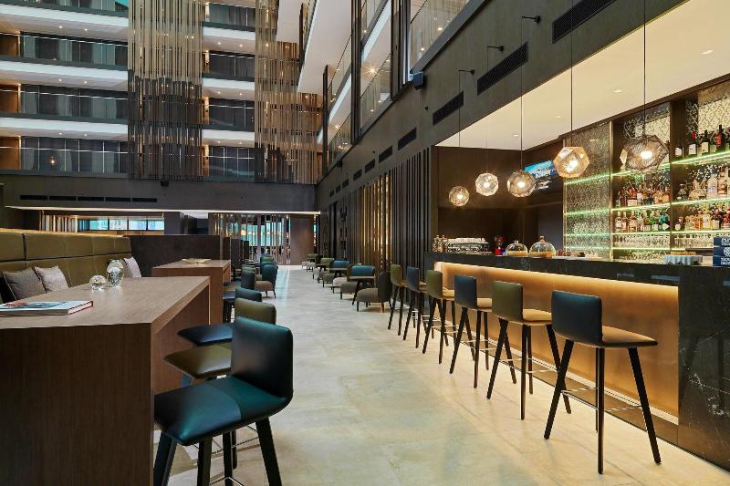 Sheraton Grand Tbilisi Metechi Palace - Lobi
