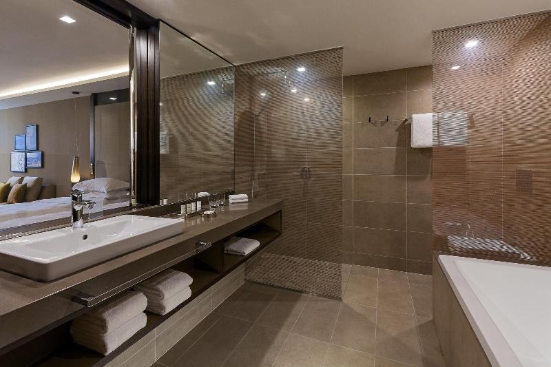 Sheraton Grand Tbilisi Metechi Palace - Oda