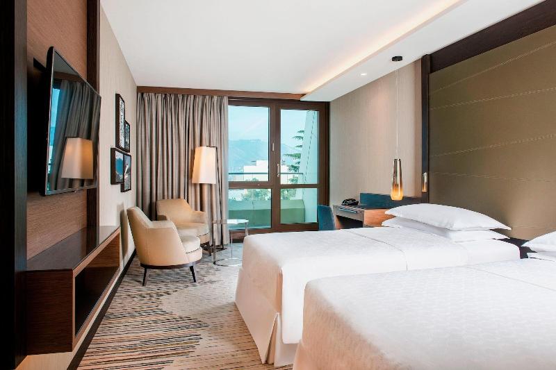 Sheraton Grand Tbilisi Metechi Palace - Oda