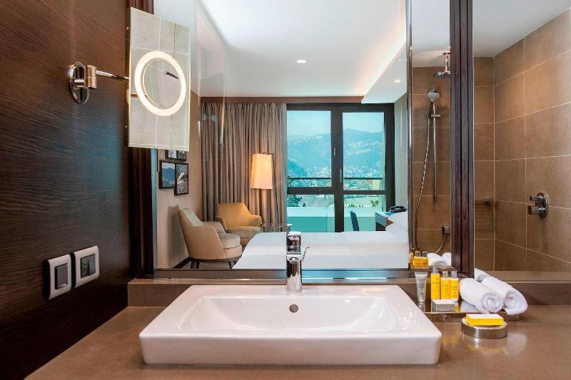 Sheraton Grand Tbilisi Metechi Palace - Oda