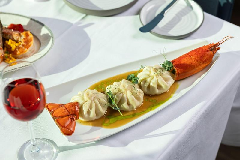 Sheraton Grand Tbilisi Metechi Palace - Restoran