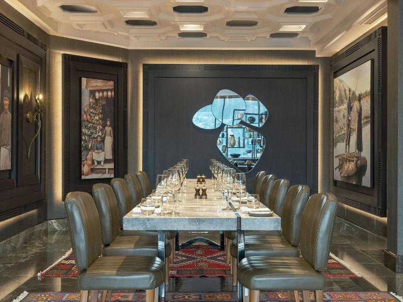 Sheraton Grand Tbilisi Metechi Palace - Restoran