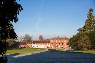 Oakley Hall fotoÄŸrafÄ±