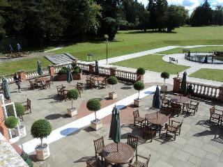 Oakley Hall fotoÄŸrafÄ±