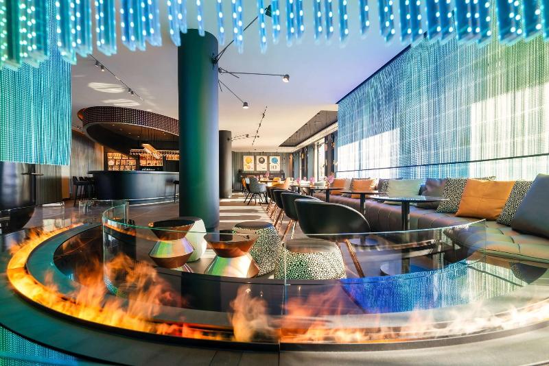 art’otel Budapest powered by Radisson Hotels - Lobi