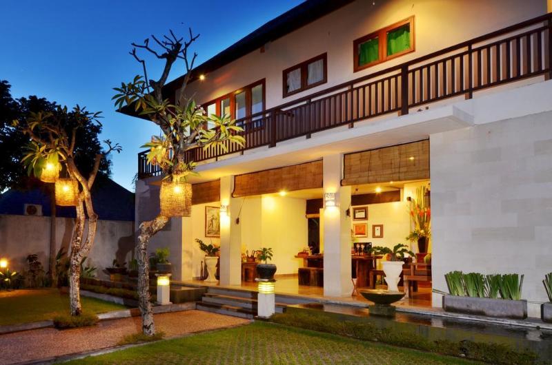 The Khayangan Dreams Villa Umalas - Lobi