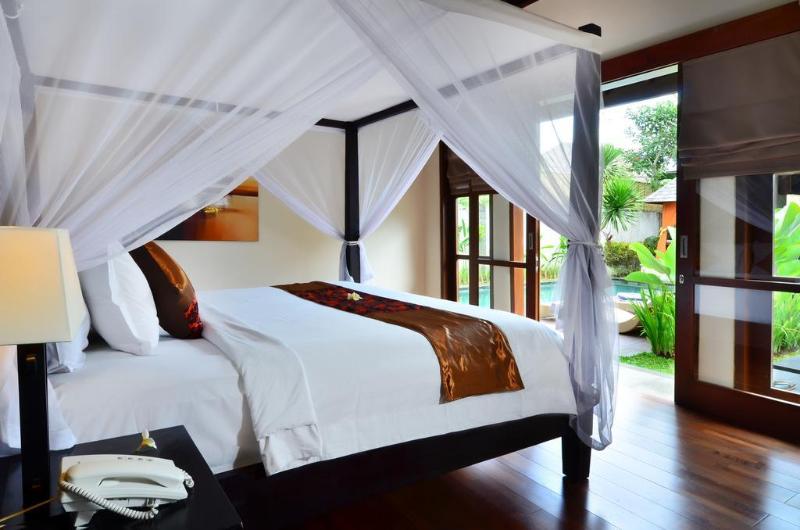 The Khayangan Dreams Villa Umalas - Oda