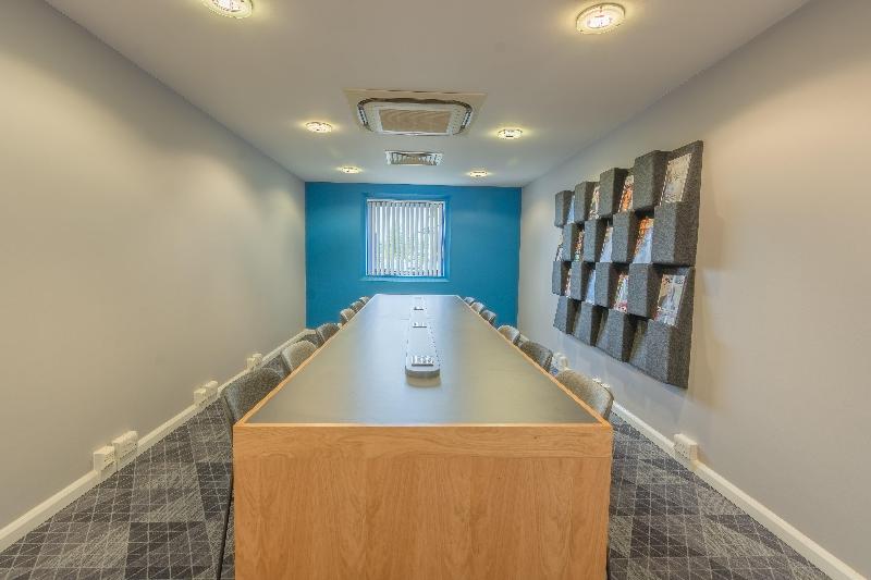 Holiday Inn Express Kettering - Genel