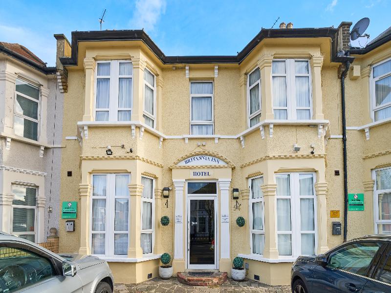 Britannia Inn - Genel