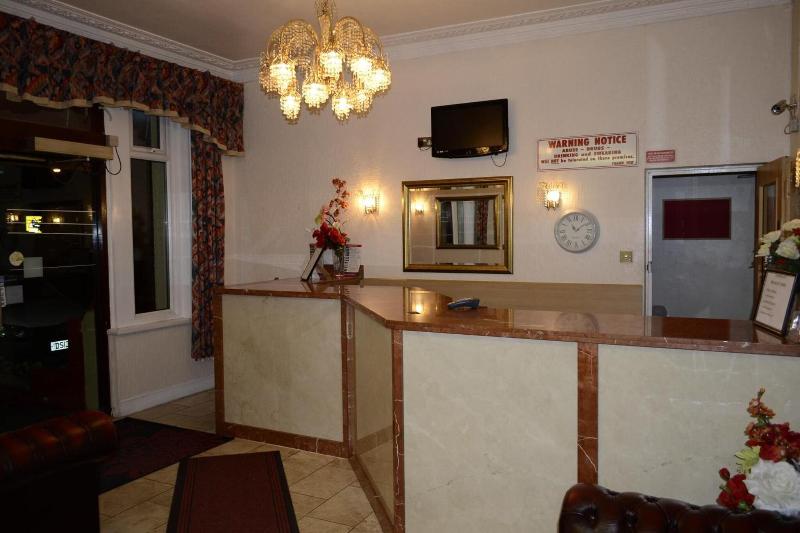 Cranbrook Hotel - Lobi