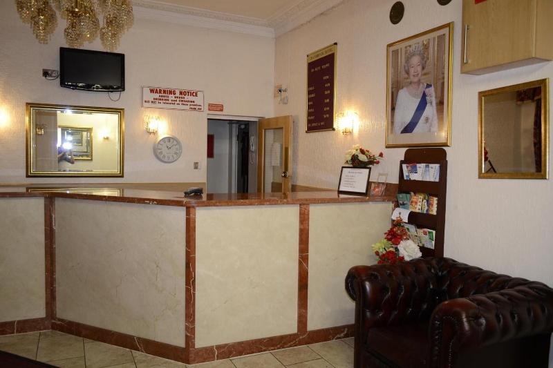 Cranbrook Hotel - Lobi