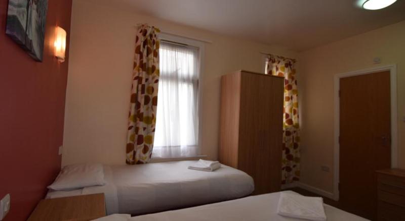 Cranbrook Hotel - Oda