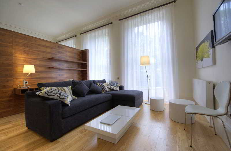 Clarendon Luxury Apartments fotoÄŸrafÄ±
