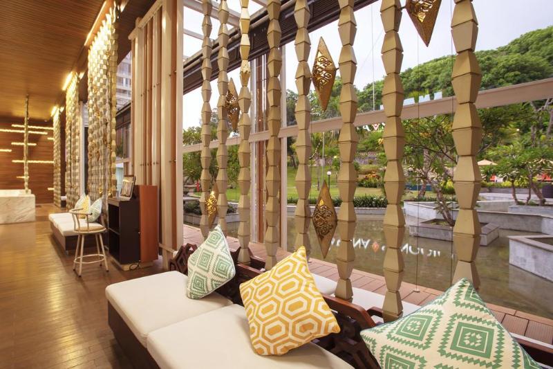 Aruna Senggigi Resort & Convention - Lobi
