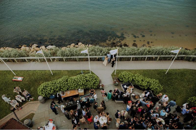 Montauk Yacht Club - Toplantı