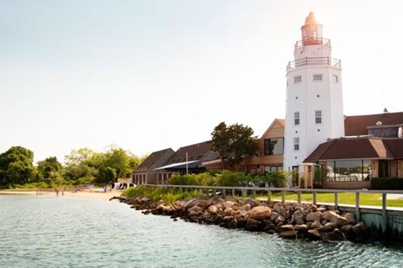 Montauk Yacht Club - Genel