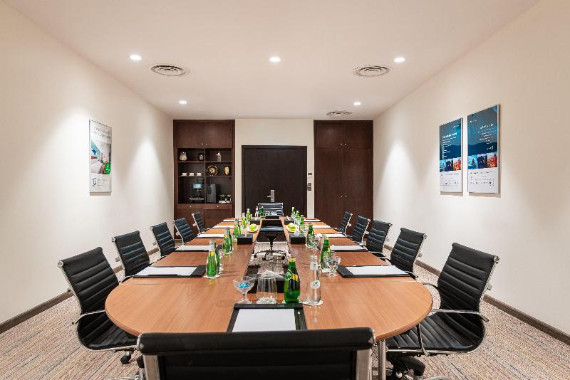 Holiday Inn Al Qasr - Toplantı