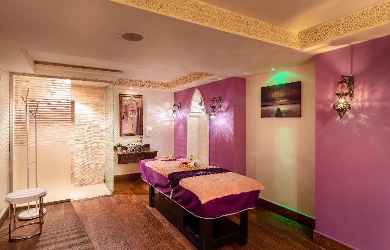 Holiday Inn Al Qasr - Aktivite