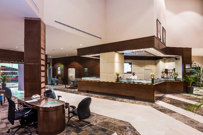 Holiday Inn Al Qasr - Genel