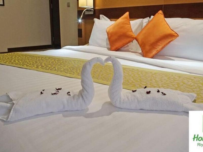 Holiday Inn Al Qasr - Oda